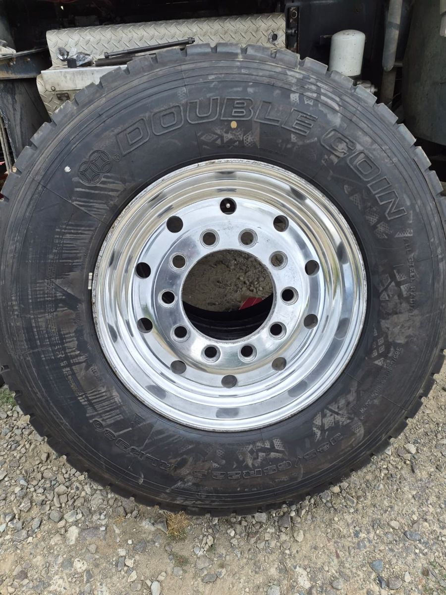 JG Mobile Tire Repair job photo