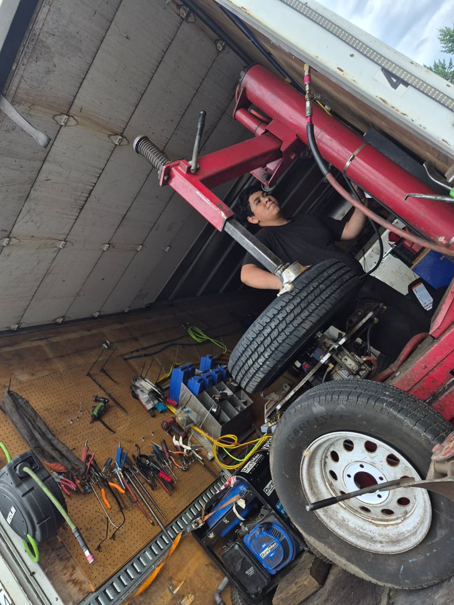 JG Mobile Tire Repair job photo